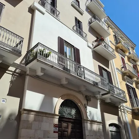 Saint George's House 2 Bari