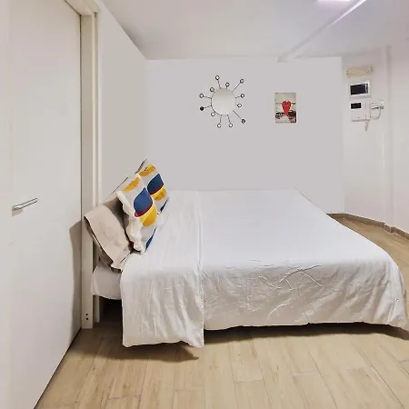 Saint George's House 2 Apartment Bari